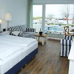 Acqua Yachthotel & Restaurant Hotel