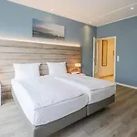 Acqua Yachthotel & Restaurant Hotel Strande