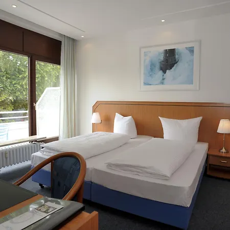 Acqua Yachthotel & Restaurant Hotel