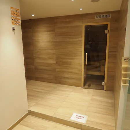 Acqua Yachthotel & Restaurant