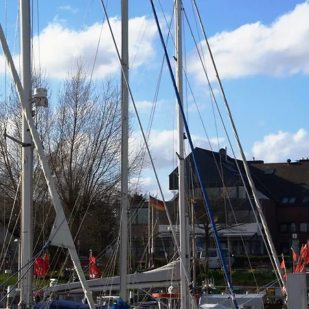 Szálloda Acqua Yachthotel & Restaurant Strande