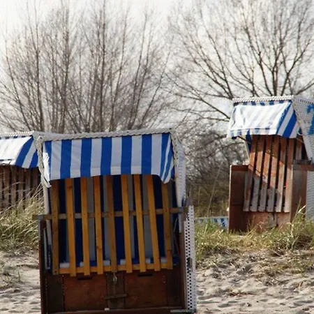 Acqua Yachthotel & Restaurant