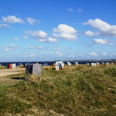 Acqua Yachthotel & Restaurant Szálloda Strande