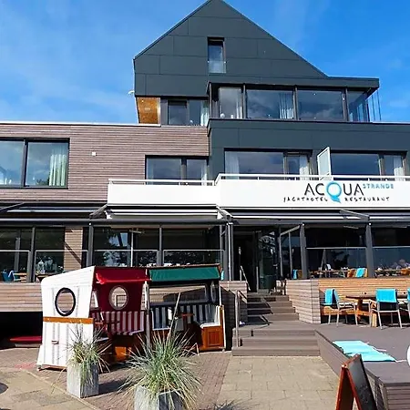 Acqua Yachthotel & Restaurant מלון שטרנדה
