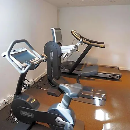 Acqua Yachthotel & Restaurant 4* שטרנדה