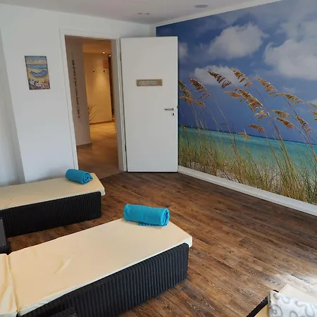 Acqua Yachthotel & Restaurant 4* Штранде
