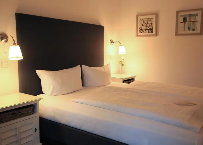 Hotel Acqua Yachthotel&restaurant 4*