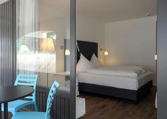 Acqua Yachthotel & Restaurant Ξενοδοχείο 4*