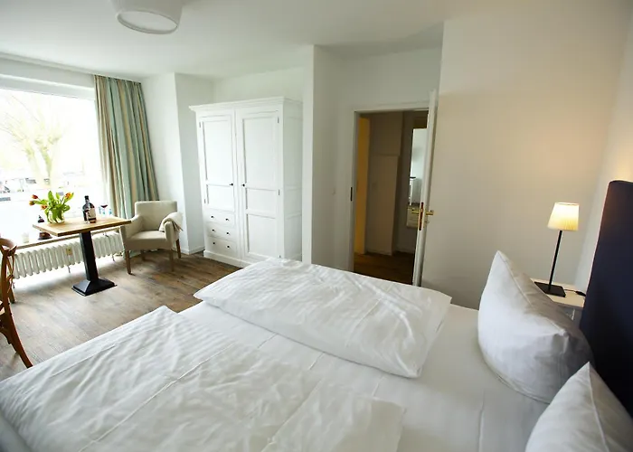 Acqua Yachthotel & Restaurant Strande