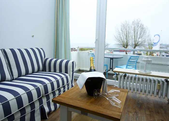 Hotel Acqua Yachthotel&restaurant