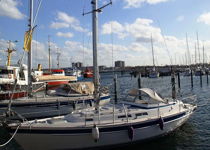 Acqua Yachthotel & Restaurant Ξενοδοχείο