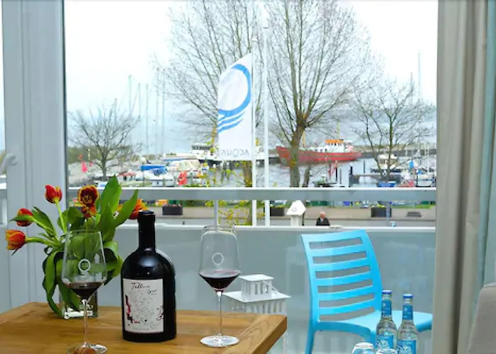 Ξενοδοχείο Acqua Yachthotel & Restaurant