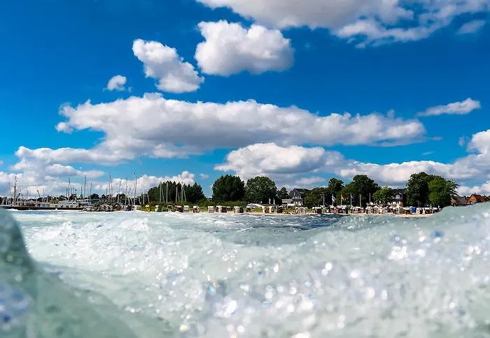 Acqua Yachthotel&restaurant 4* Strande